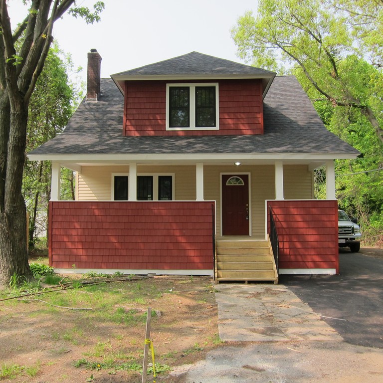 21 Campus Place Springfield, MA 01109 - Photo 2 of 30 Gallery Image 2
