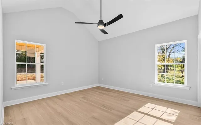 $325,000 | 402 Foy Avenue, Lexington, NC 27292