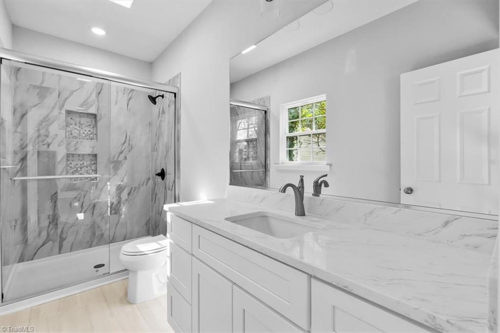 402 Foy Avenue Lexington, NC 27292 - Photo 19 of 40