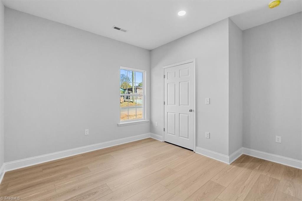 402 Foy Avenue Lexington, NC 27292 - Photo 23 of 40