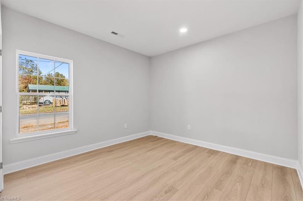 402 Foy Avenue Lexington, NC 27292 - Photo 26 of 40