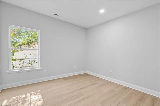 $325,000 | 402 Foy Avenue, Lexington, NC 27292