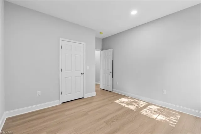 $325,000 | 402 Foy Avenue, Lexington, NC 27292