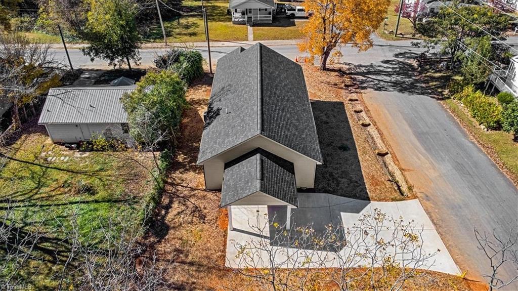 402 Foy Avenue Lexington, NC 27292 - Photo 36 of 40