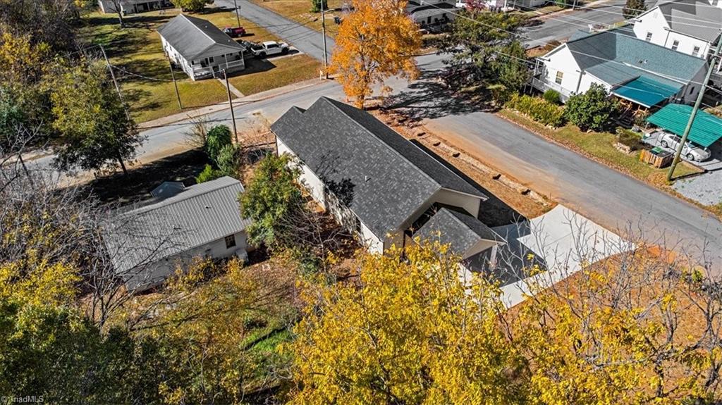 402 Foy Avenue Lexington, NC 27292 - Photo 37 of 40