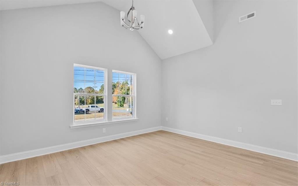 402 Foy Avenue Lexington, NC 27292 - Photo 10 of 40