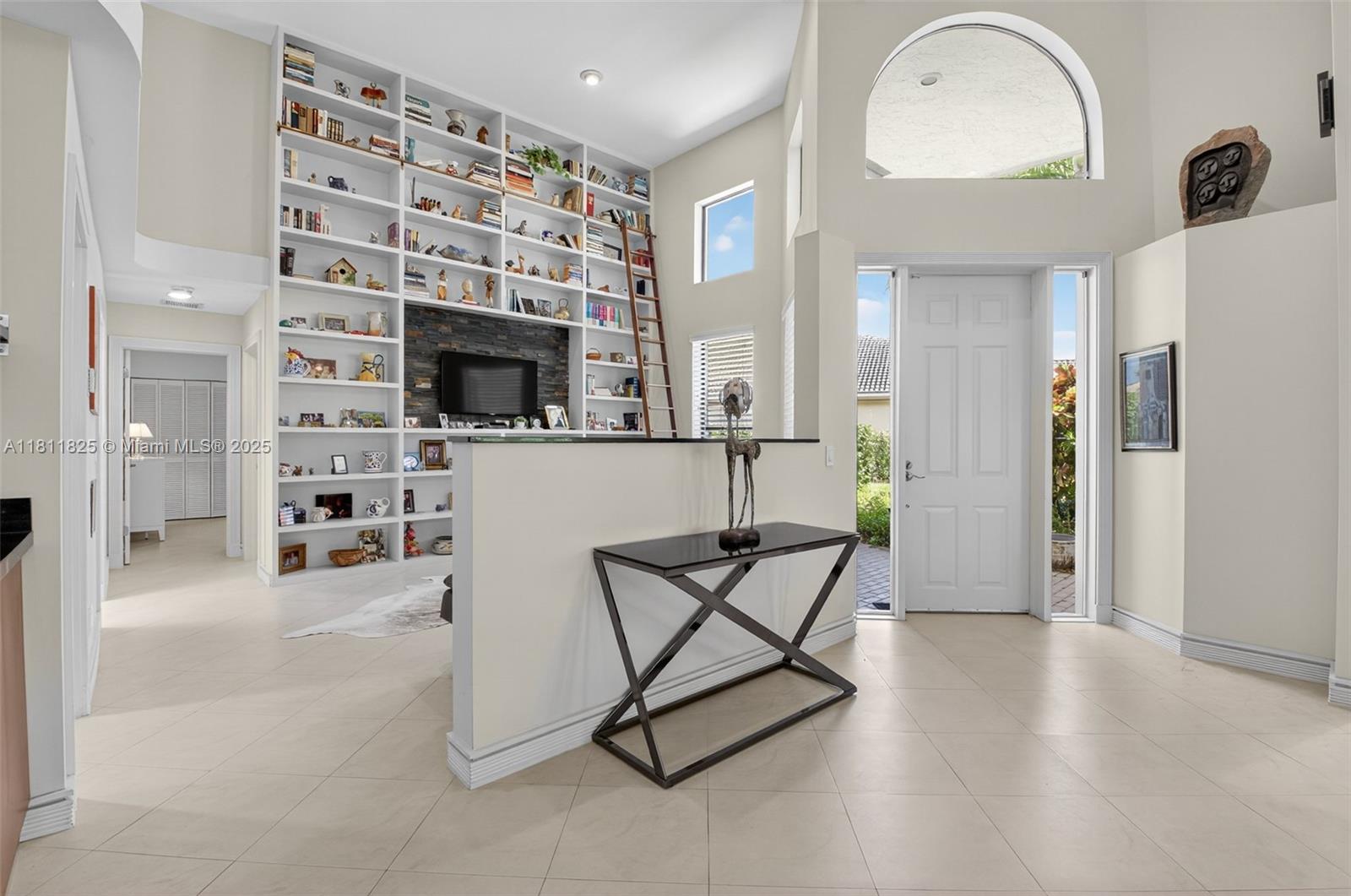 10160 Spyglass Way Boca Raton, FL 33498 - Photo 15 of 50 Gallery Image 15