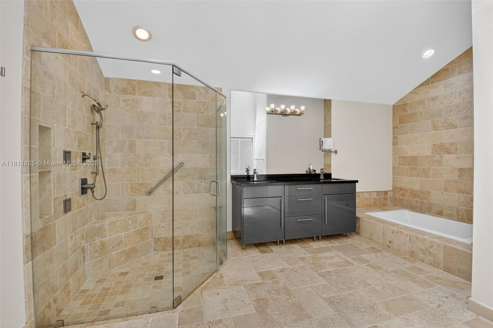 10160 Spyglass Way Boca Raton, FL 33498 - Photo 23 of 50 Gallery Image 23