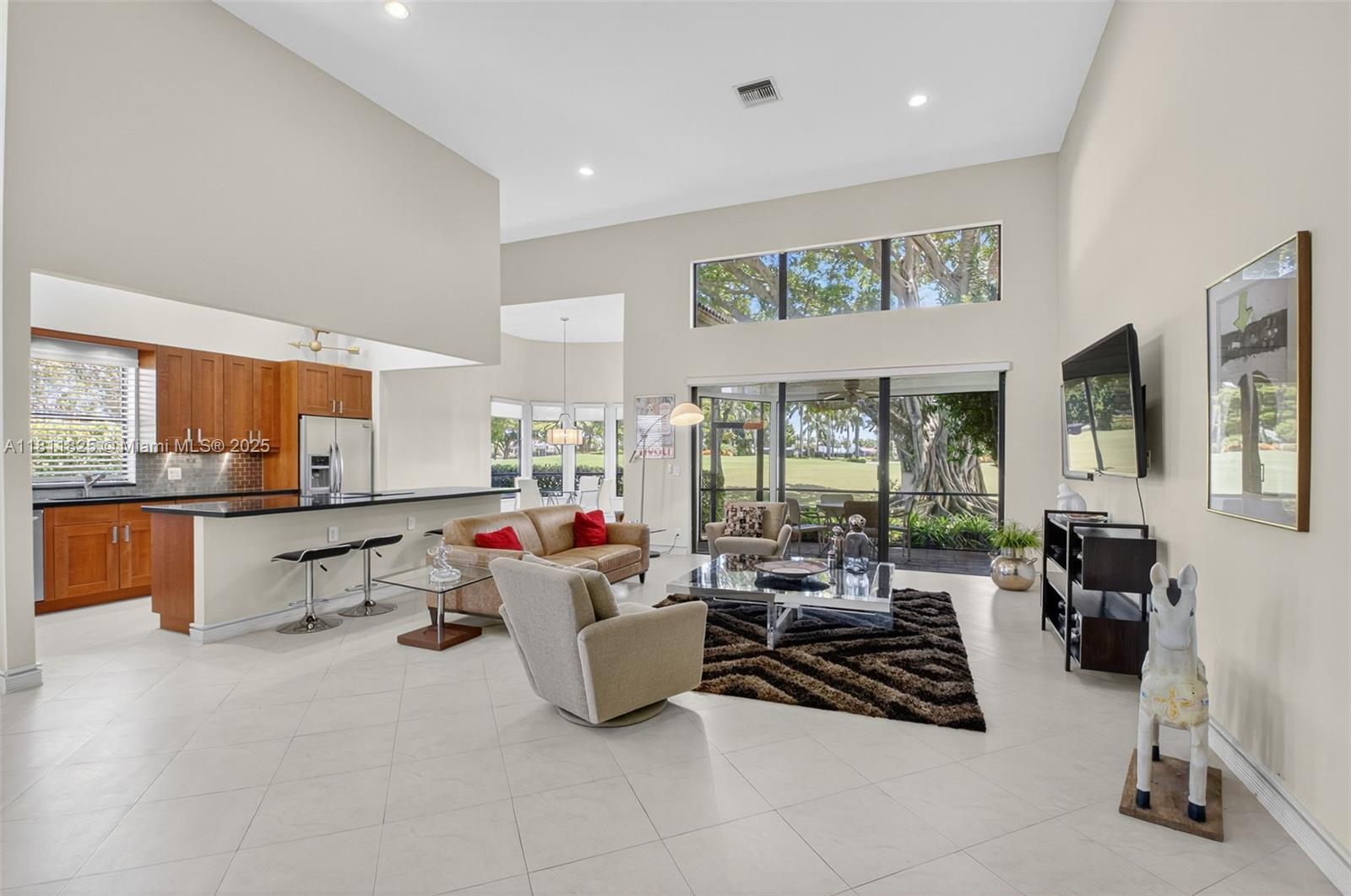 10160 Spyglass Way Boca Raton, FL 33498 - Photo 3 of 50 Gallery Image 3