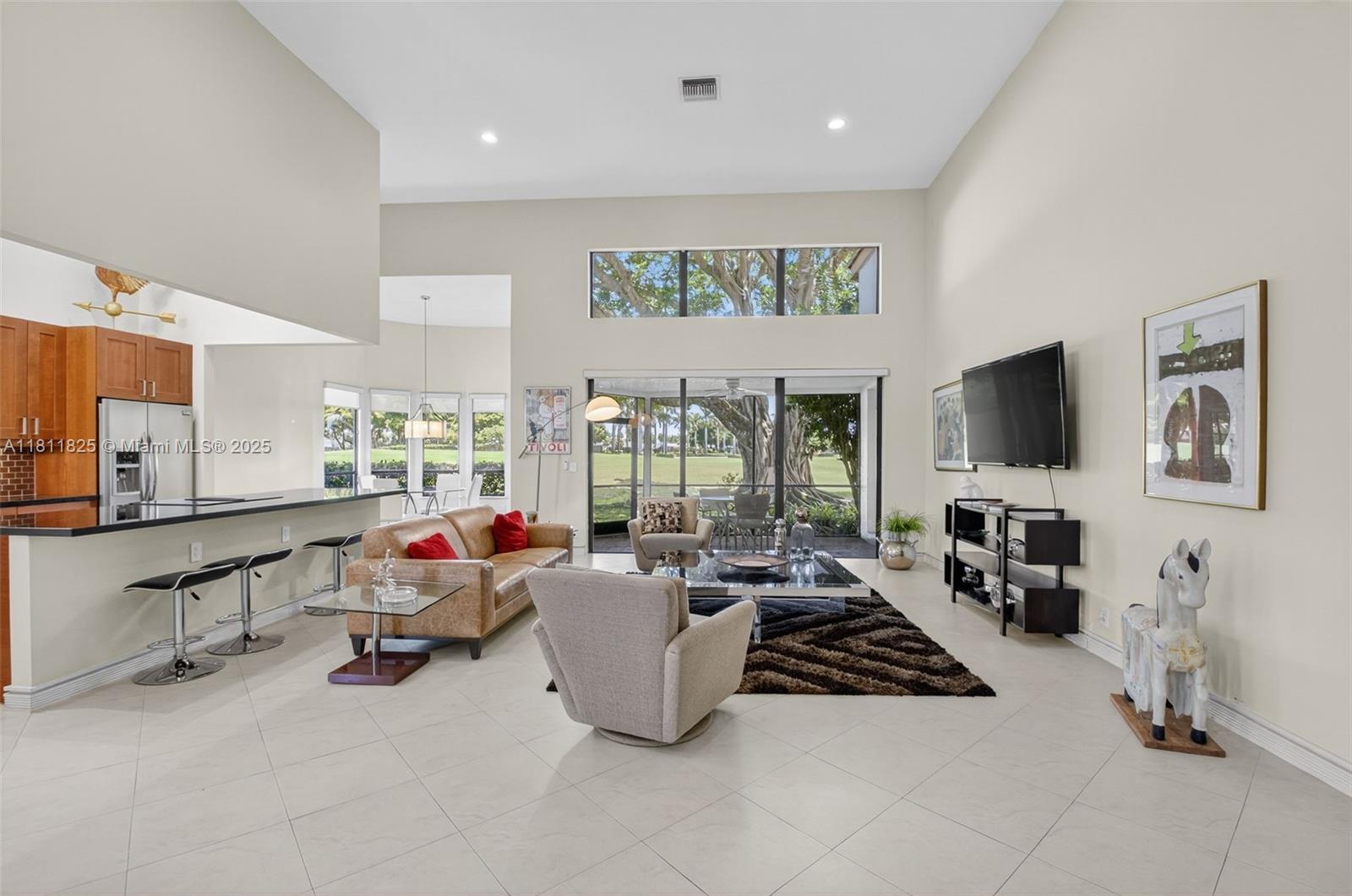 10160 Spyglass Way Boca Raton, FL 33498 - Photo 6 of 50 Gallery Image 6