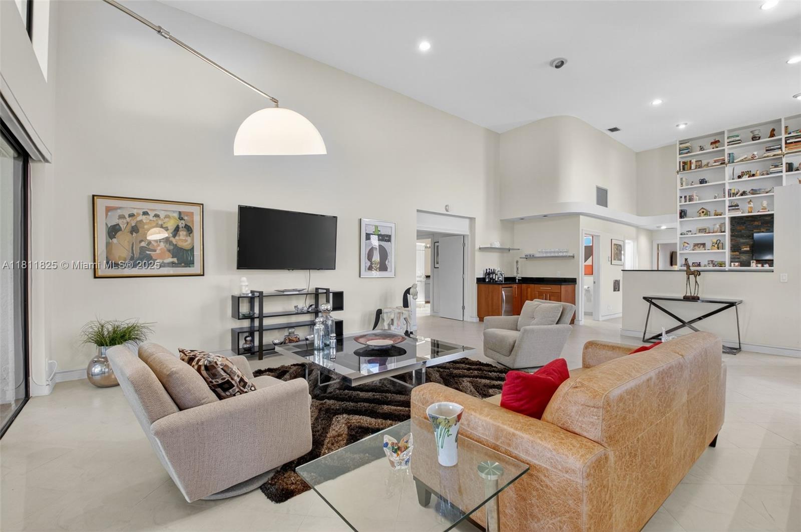10160 Spyglass Way Boca Raton, FL 33498 - Photo 7 of 50 Gallery Image 7