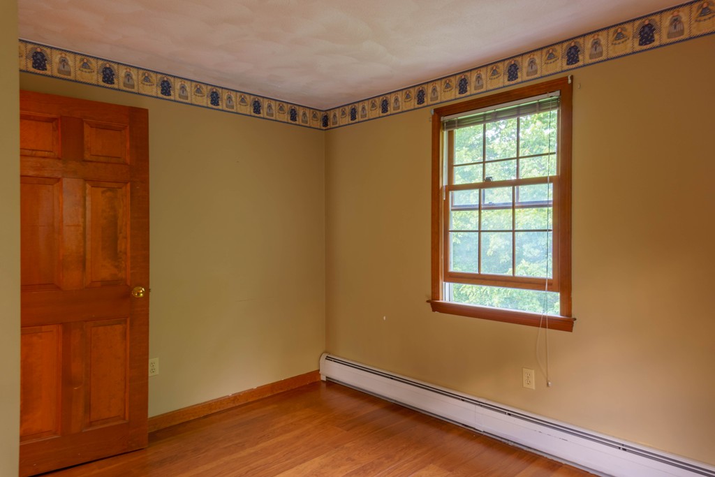 37 Brox Road Dracut, MA 01826 - Photo 21 of 27 Gallery Image 21