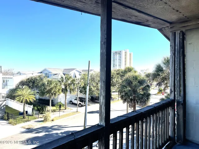 $3,000 | 2002 First Street, Neptune Beach, FL 32266