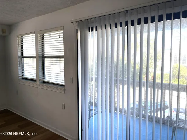 $3,000 | 2002 First Street, Neptune Beach, FL 32266