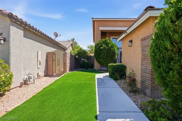 $860,000 | 2226 Tedesca Drive, Henderson, NV 89052