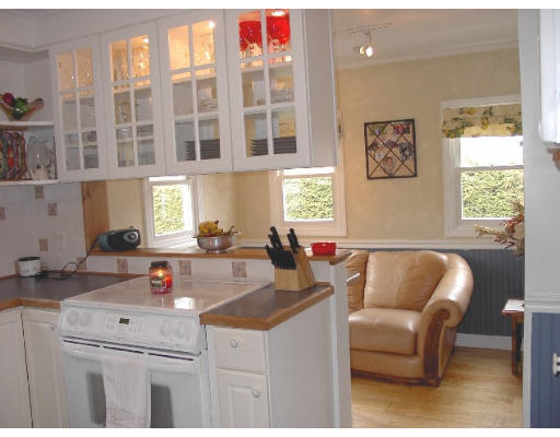 8 Ripley Street Wilbraham, MA 01095 - Photo 6 of 12 Gallery Image 6