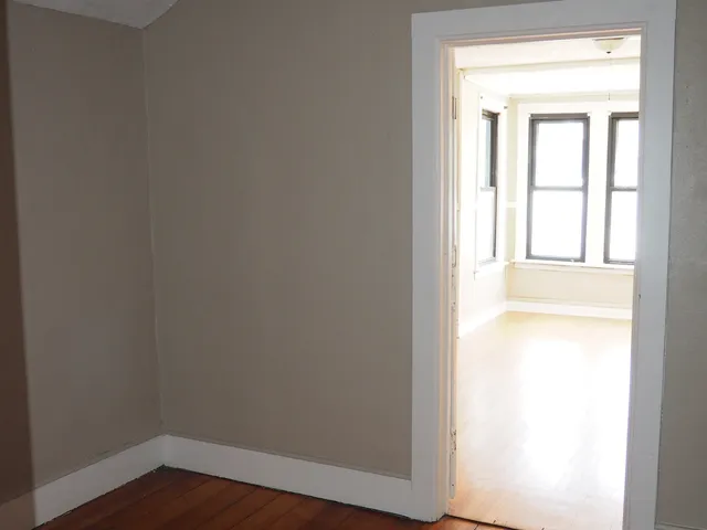 $2,400 | 9931 143rd Place, Orland Park, IL 60462