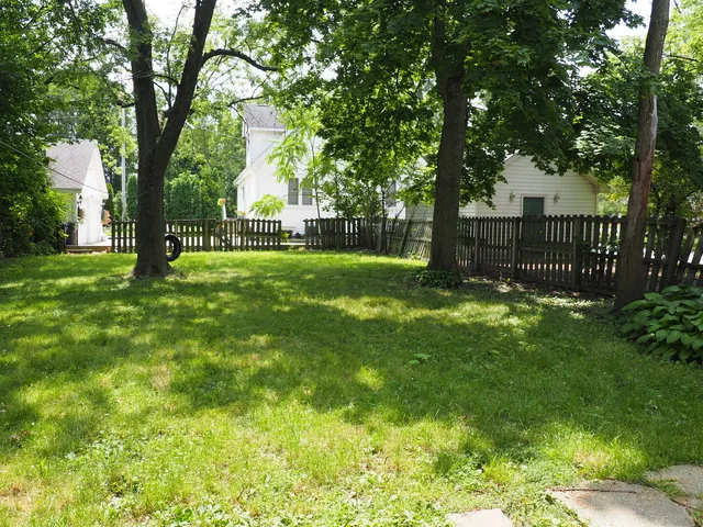 $2,400 | 9931 143rd Place, Orland Park, IL 60462