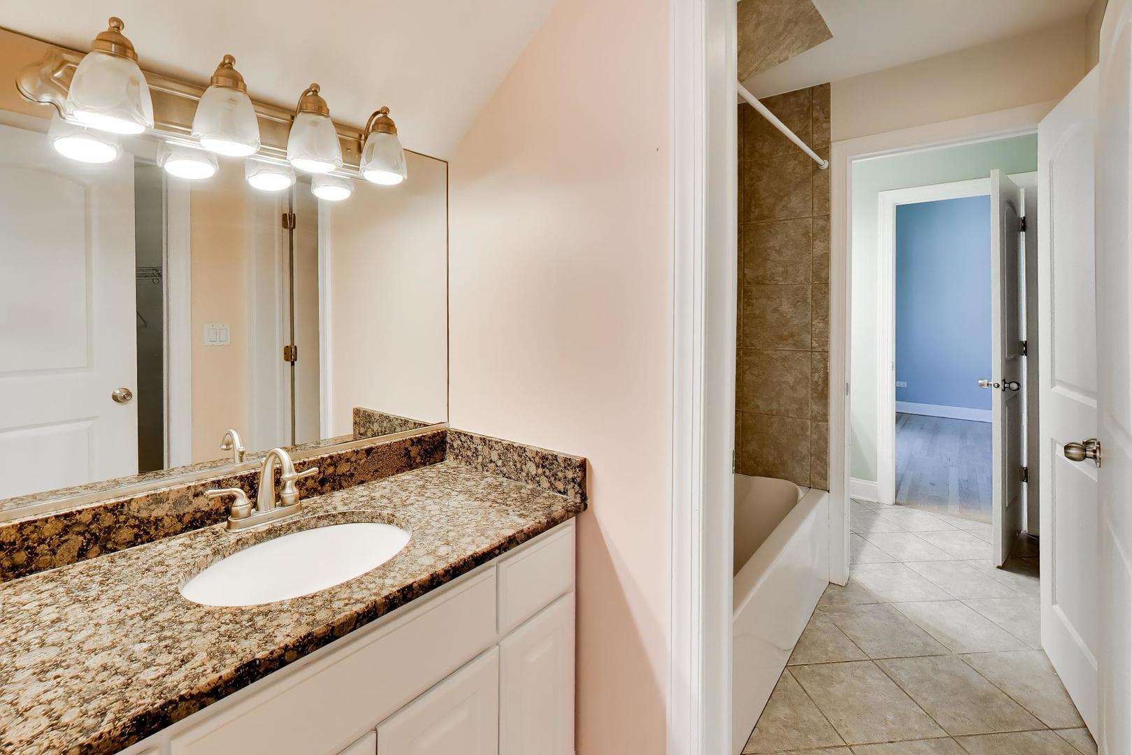 1111 Compass Court Naperville, IL 60540 - Photo 37 of 48