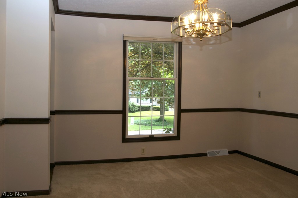 667 Inverness Road Akron, OH 44313 - Photo 8 of 19