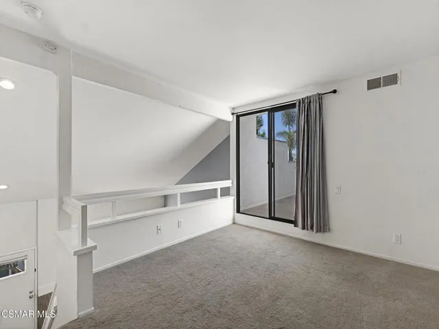 $425,000 | 1158 Tivoli Lane, Unit 172, Simi Valley, CA 93065