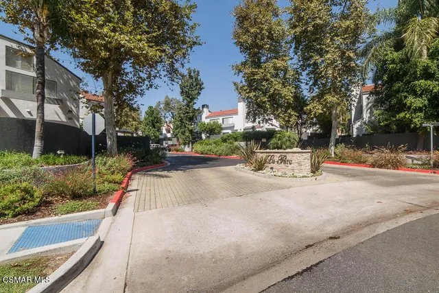 $425,000 | 1158 Tivoli Lane, Unit 172, Simi Valley, CA 93065