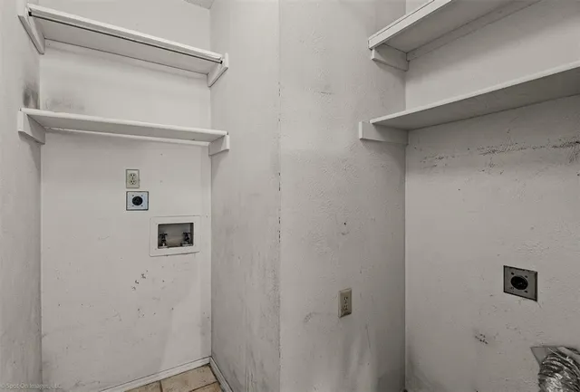 a view of a walk in closet