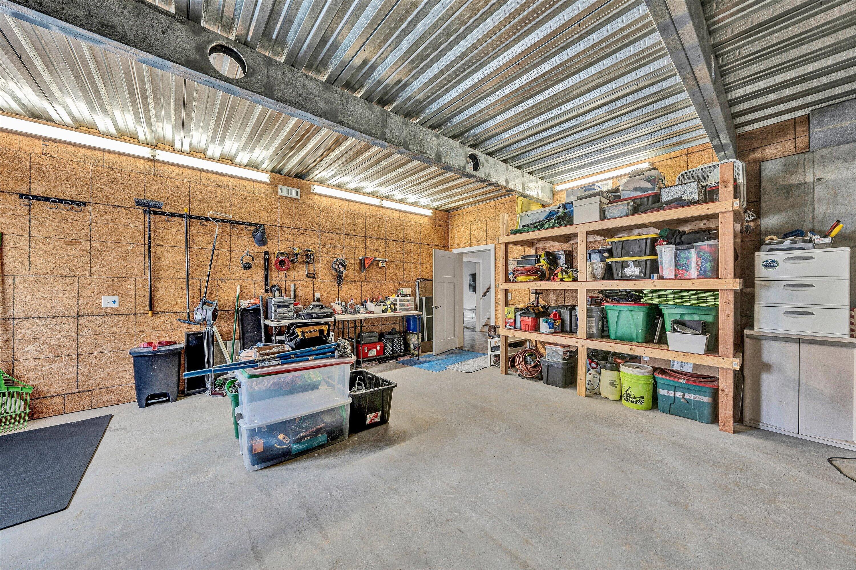 2750 McVitty Road Roanoke, VA 24018 - Photo 41 of 55 41-DSC00256