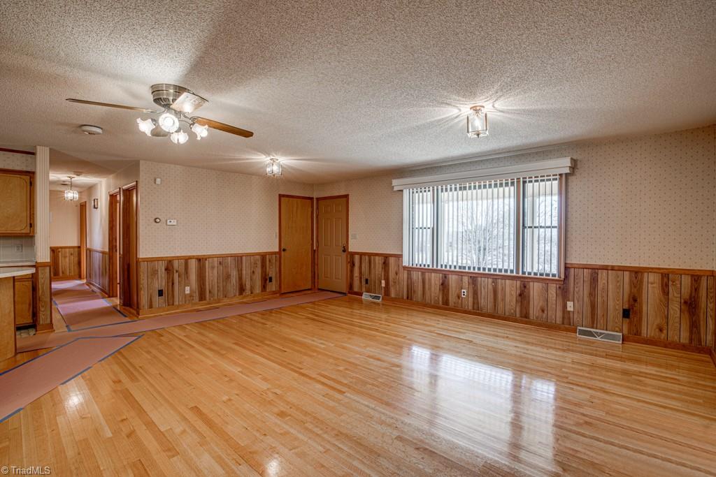 292 Circuit City Road Elkin, NC 28621 - Photo 12 of 46 Gallery Image 12