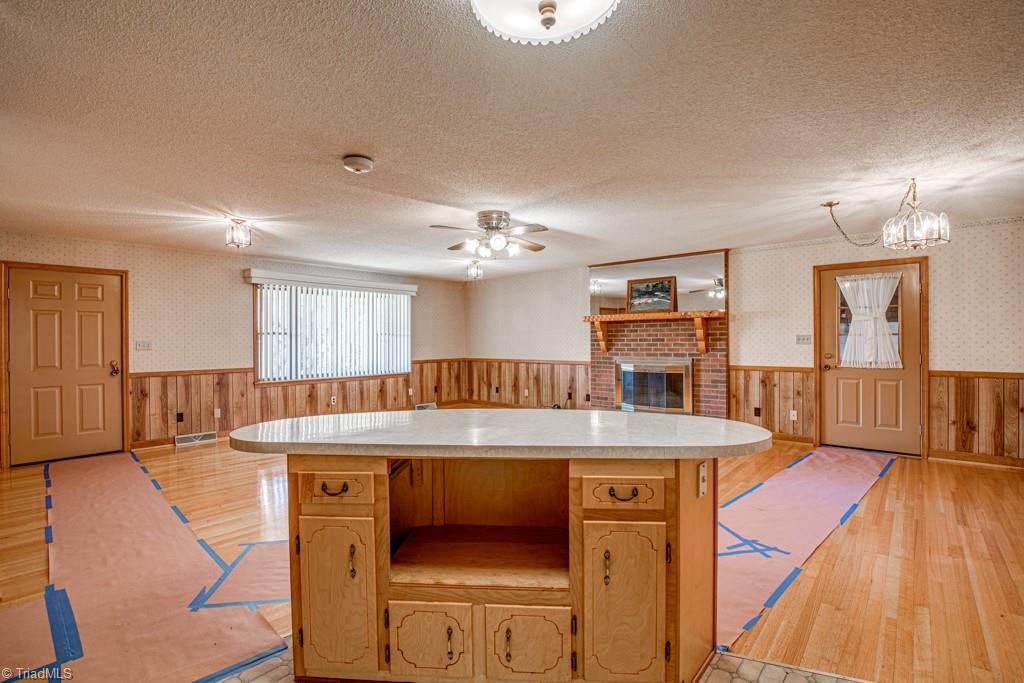 292 Circuit City Road Elkin, NC 28621 - Photo 17 of 46 Gallery Image 17