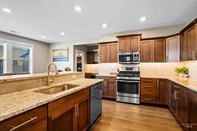 $615,990 | 6796 South Silver Spur Way, Boise, ID 83709