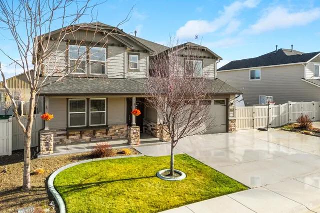 $615,990 | 6796 South Silver Spur Way, Boise, ID 83709