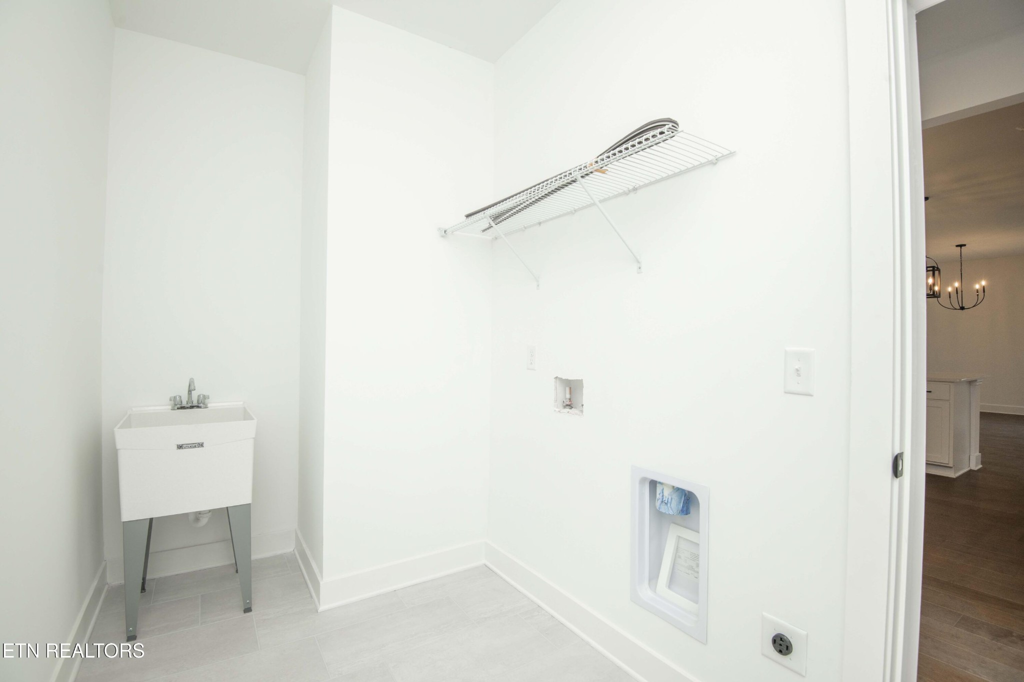 420 Ivey Farms Road Knoxville, TN 37934 - Photo 31 of 56 a bathroom with a shower