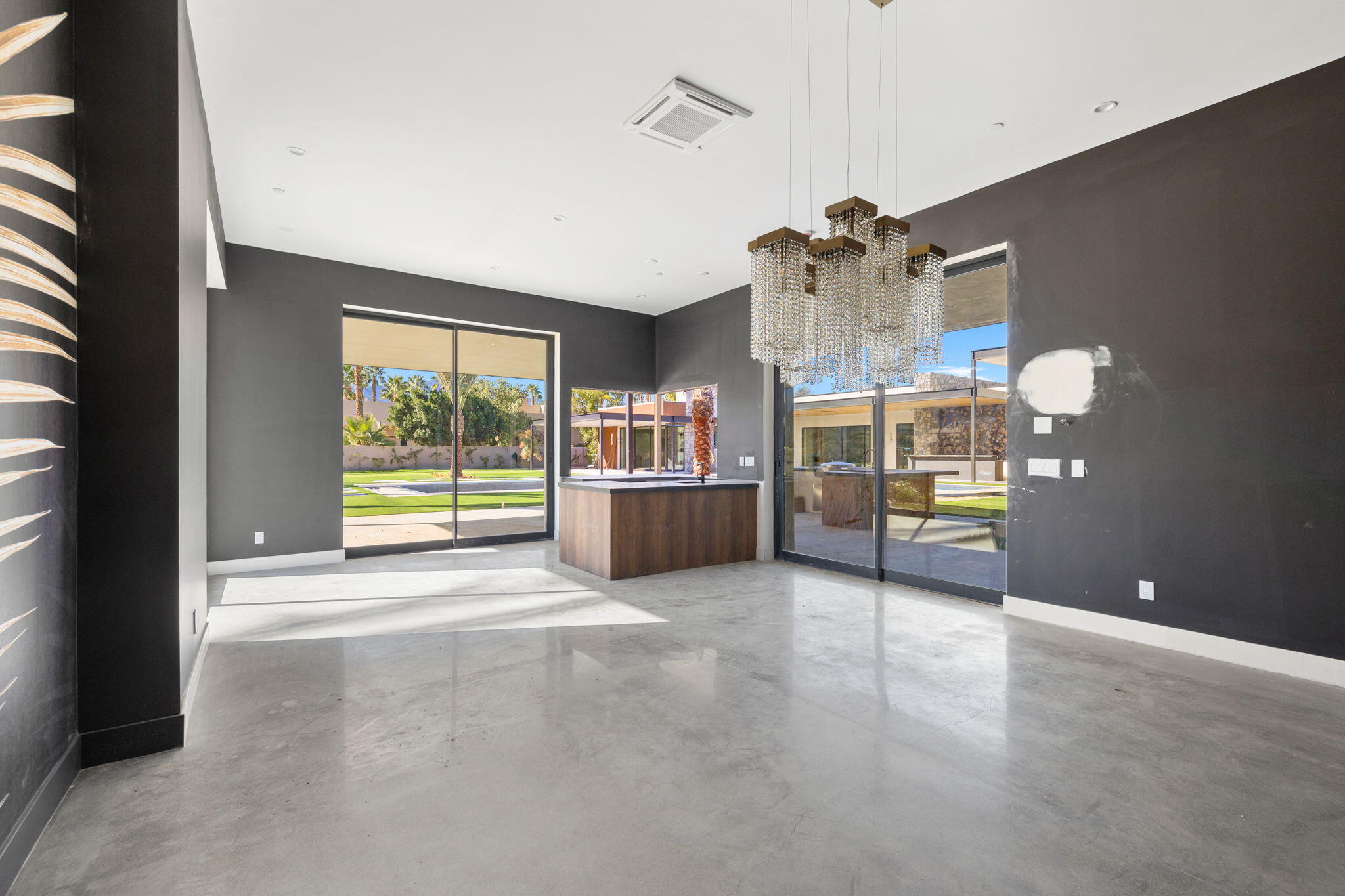 3 Shakespeare Court Rancho Mirage, CA 92270 - Photo 24 of 35 a view of an empty room with a window
