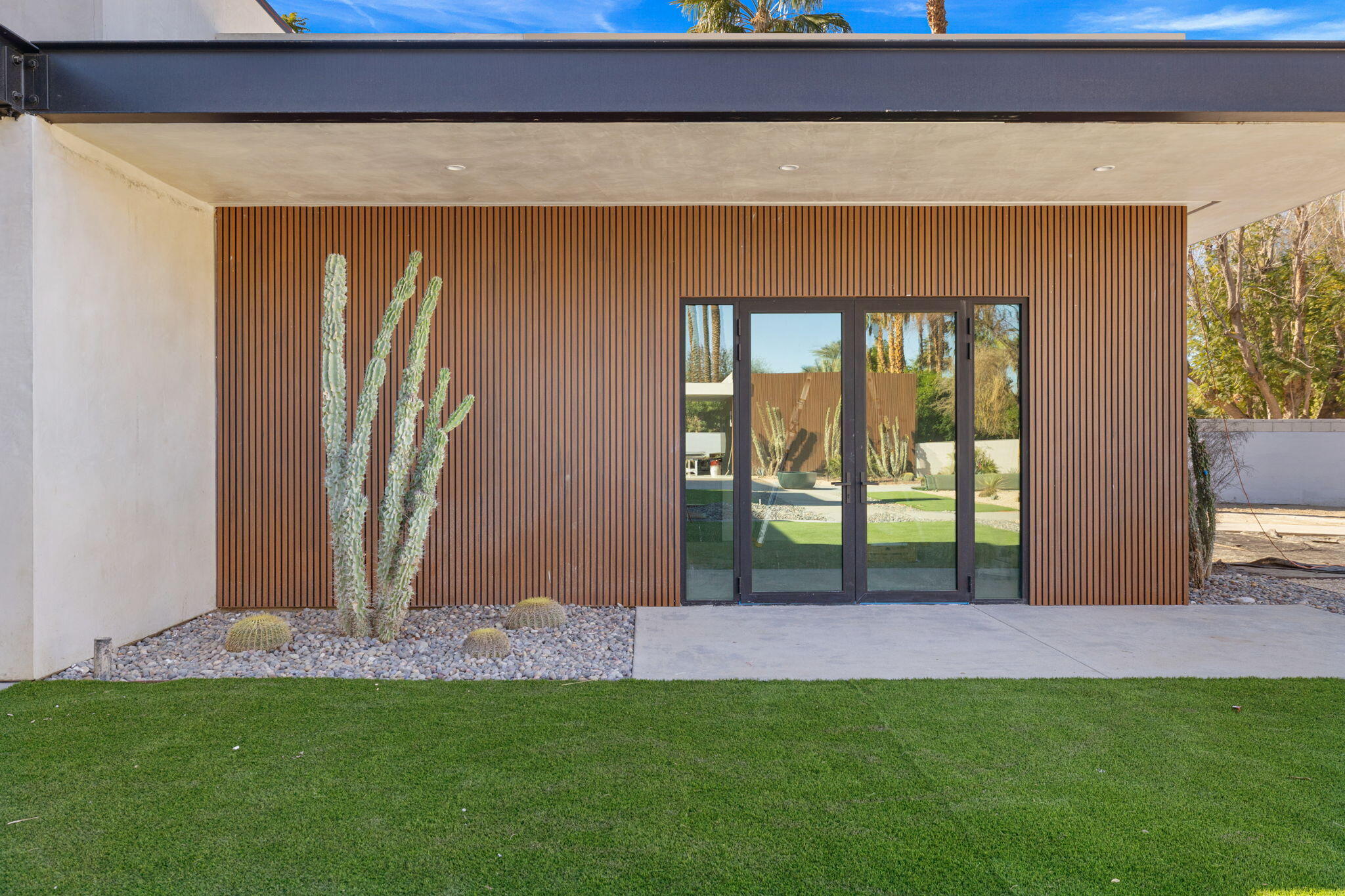 3 Shakespeare Court Rancho Mirage, CA 92270 - Photo 10 of 35