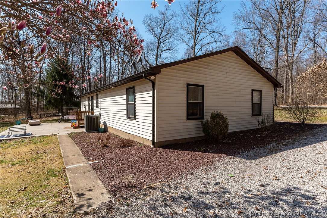 3931 Corydon Ridge Road Northeast Corydon, IN 47112 - Photo 22 of 29