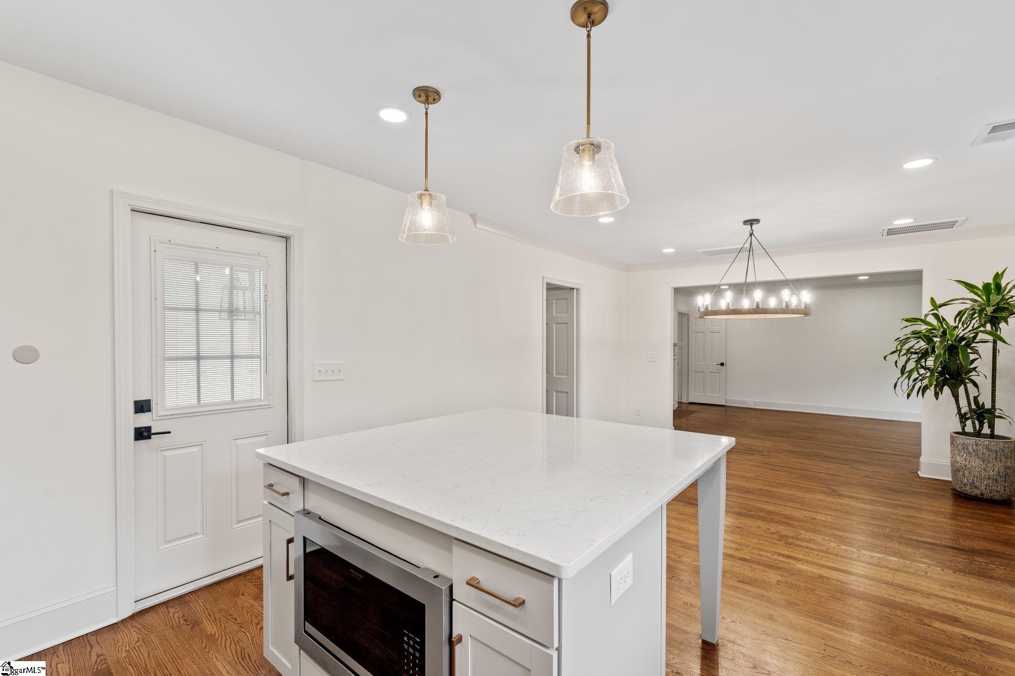 411 East Faris Road Greenville, SC 29605 - Photo 16 of 36 Gallery Image 16