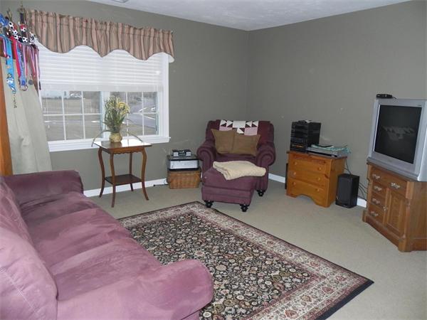 342 Finch Road Raynham, MA 02767 - Photo 13 of 23 Gallery Image 13
