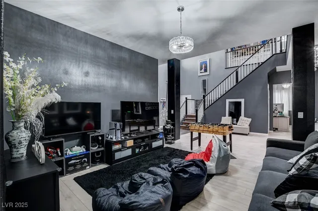 $949,000 | 8826 Dramatic Gold Avenue, Las Vegas, NV 89178