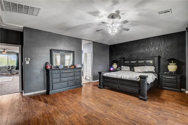 $949,000 | 8826 Dramatic Gold Avenue, Las Vegas, NV 89178