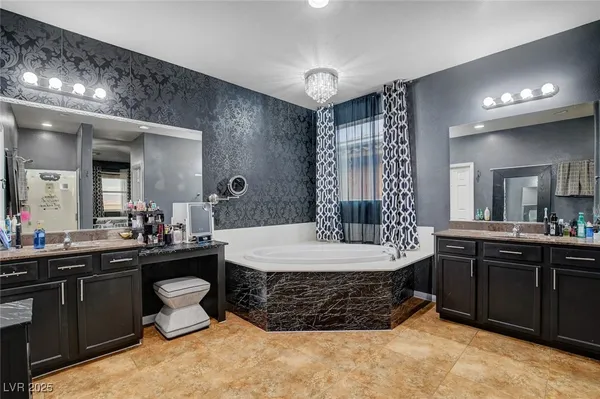 $949,000 | 8826 Dramatic Gold Avenue, Las Vegas, NV 89178