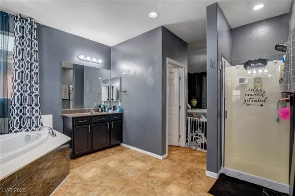 $949,000 | 8826 Dramatic Gold Avenue, Las Vegas, NV 89178