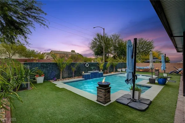 $949,000 | 8826 Dramatic Gold Avenue, Las Vegas, NV 89178