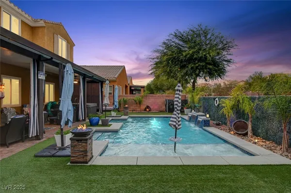 $949,000 | 8826 Dramatic Gold Avenue, Las Vegas, NV 89178