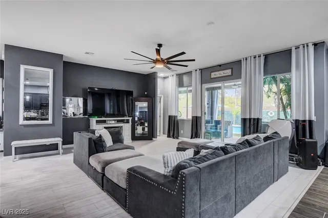 $949,000 | 8826 Dramatic Gold Avenue, Las Vegas, NV 89178