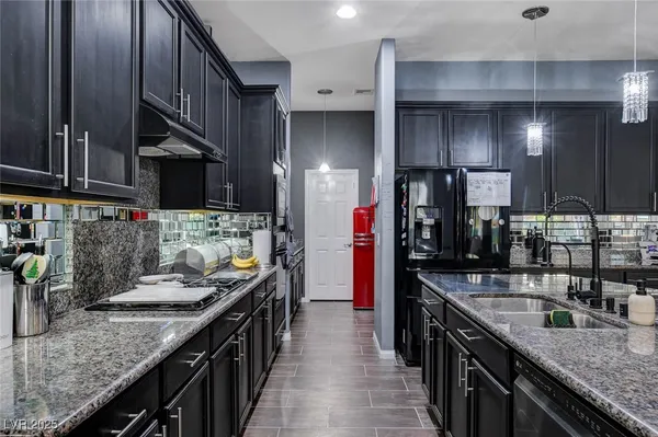 $949,000 | 8826 Dramatic Gold Avenue, Las Vegas, NV 89178