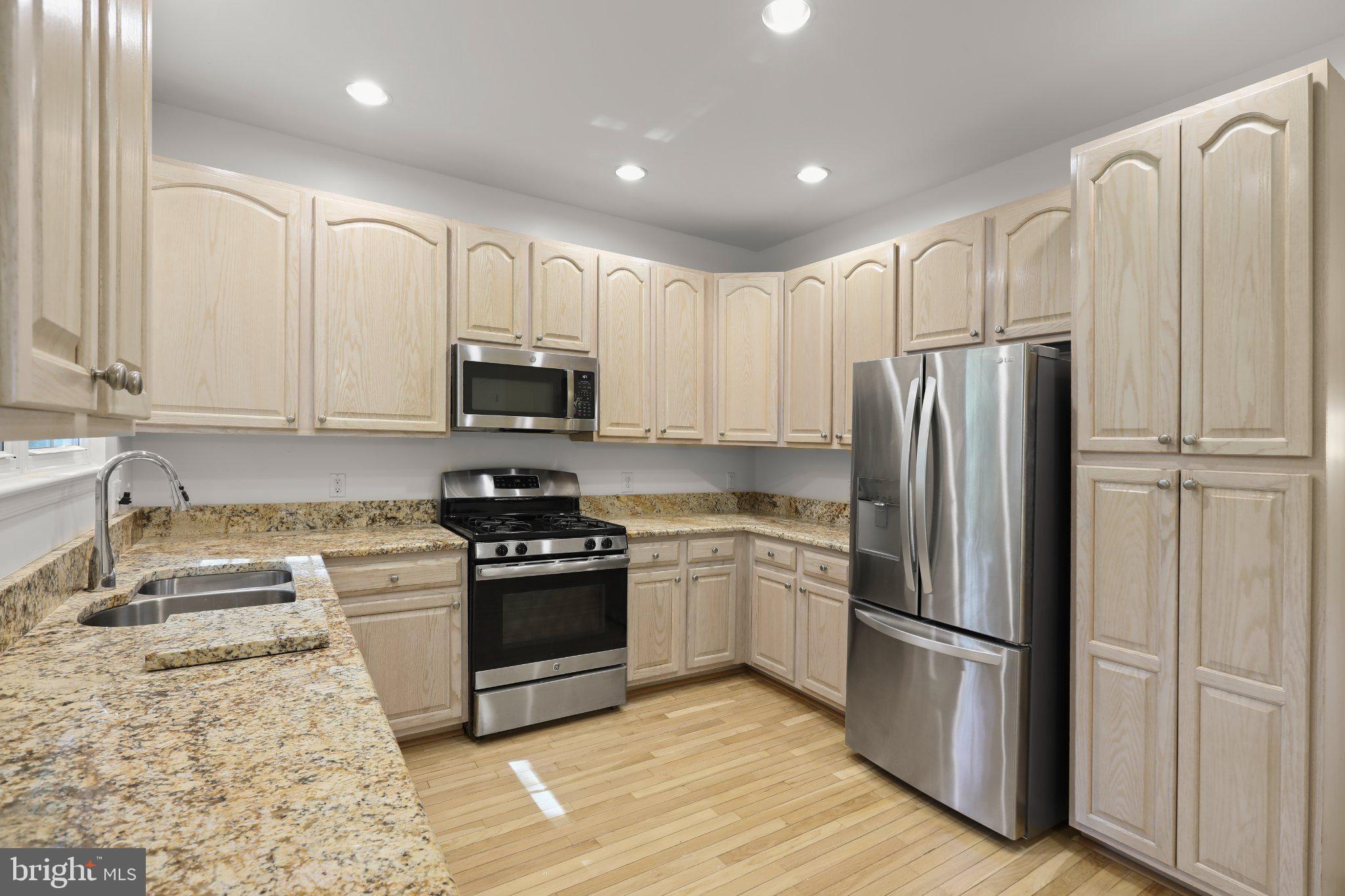 4226 Huntshire Road Randallstown, MD 21133 - Photo 14 of 73 Kitchen