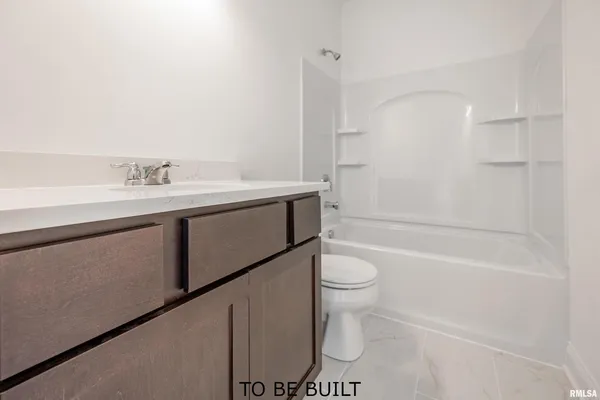 $462,990 | 10 South 5th Street, Eldridge, IA 52748