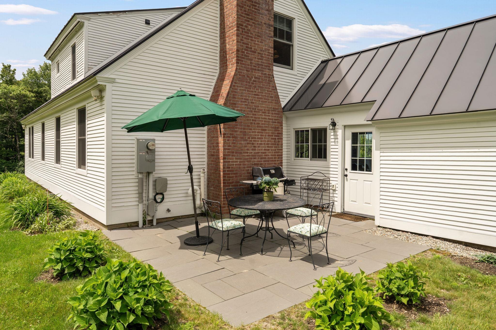 5723 Highway 12 Barnard, VT 05032 - Photo 23 of 28