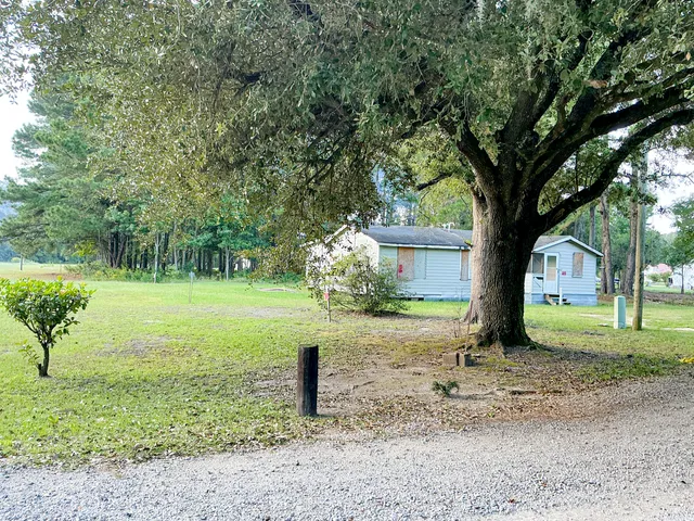 $205,300 | 839 Burgin Road, McClellanville, SC 29458